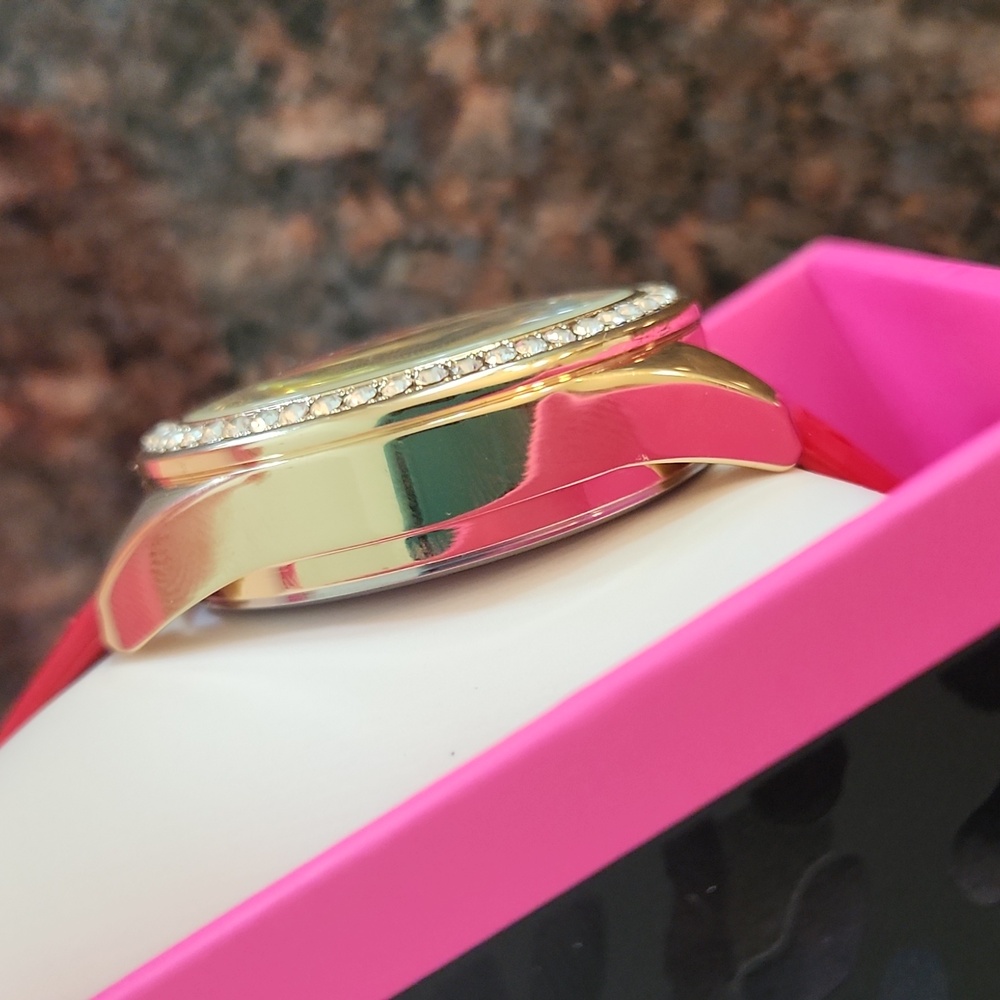 NWT ❗️ Betsey Johnson red gold rhinestones cherry faux leather watches - Picture 11 of 13